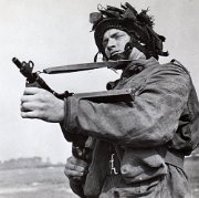 sten-gunner-44